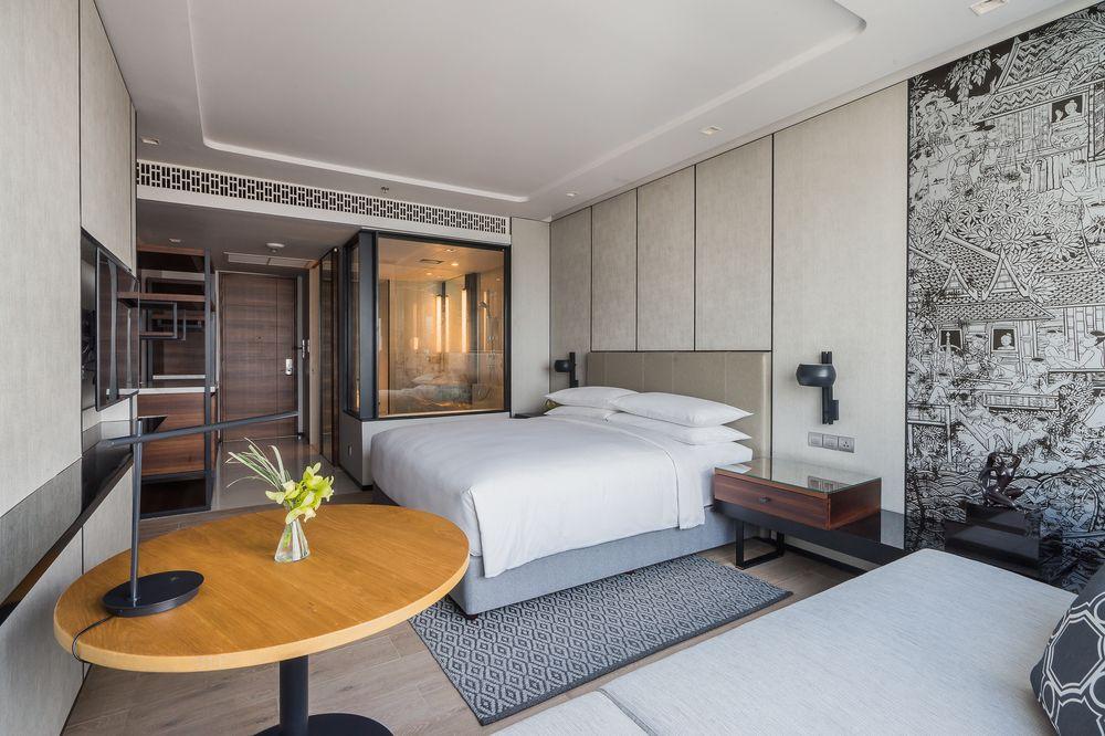 Marriott The Surawongse होटल