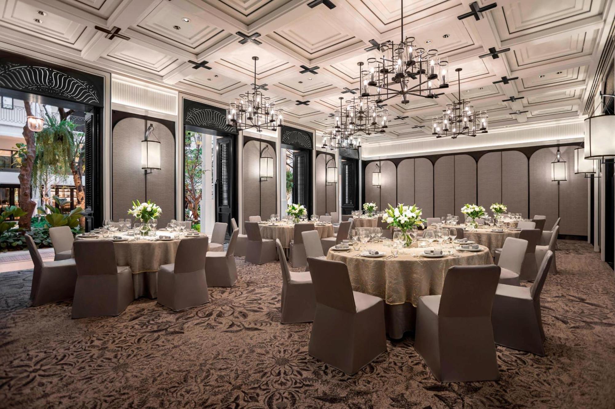 होटल Marriott The Surawongse 5*